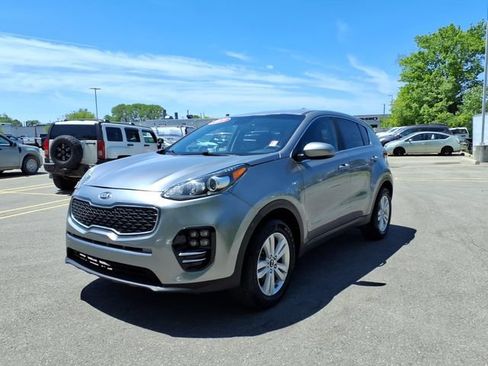 Used 2019 Kia Sportage LX AWD/4WD image 3