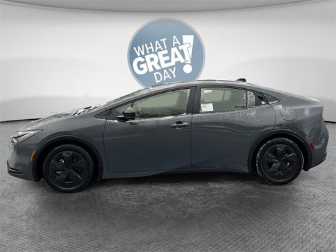 New 2026 Toyota Prius Plug-In Hybrid image 7