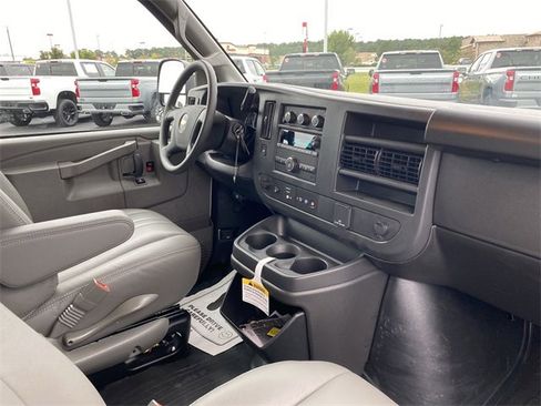 New 2025 Chevrolet Express 2500 w/ Driver Convenience Package image 24