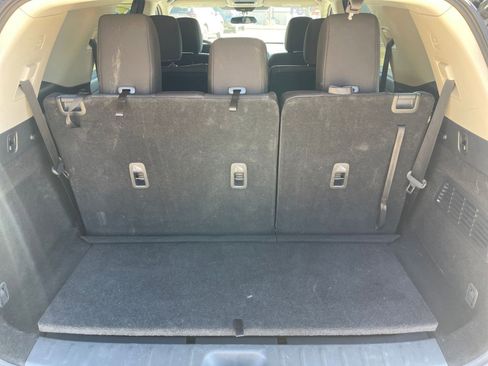 Used 2025 Nissan Pathfinder SV image 34