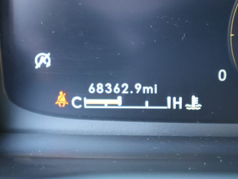 Used 2021 Lincoln Aviator 2WD w/ Elements Package image 29