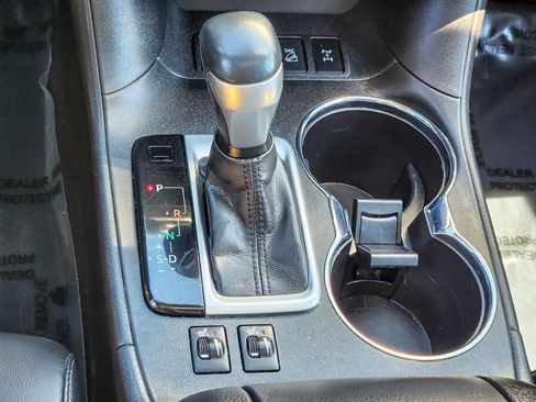 Used 2019 Toyota Highlander XLE AWD/4WD image 20
