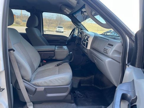 Used 2006 Ford F250 XLT image 18