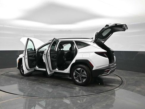 Certified 2025 Hyundai Tucson SEL image 44
