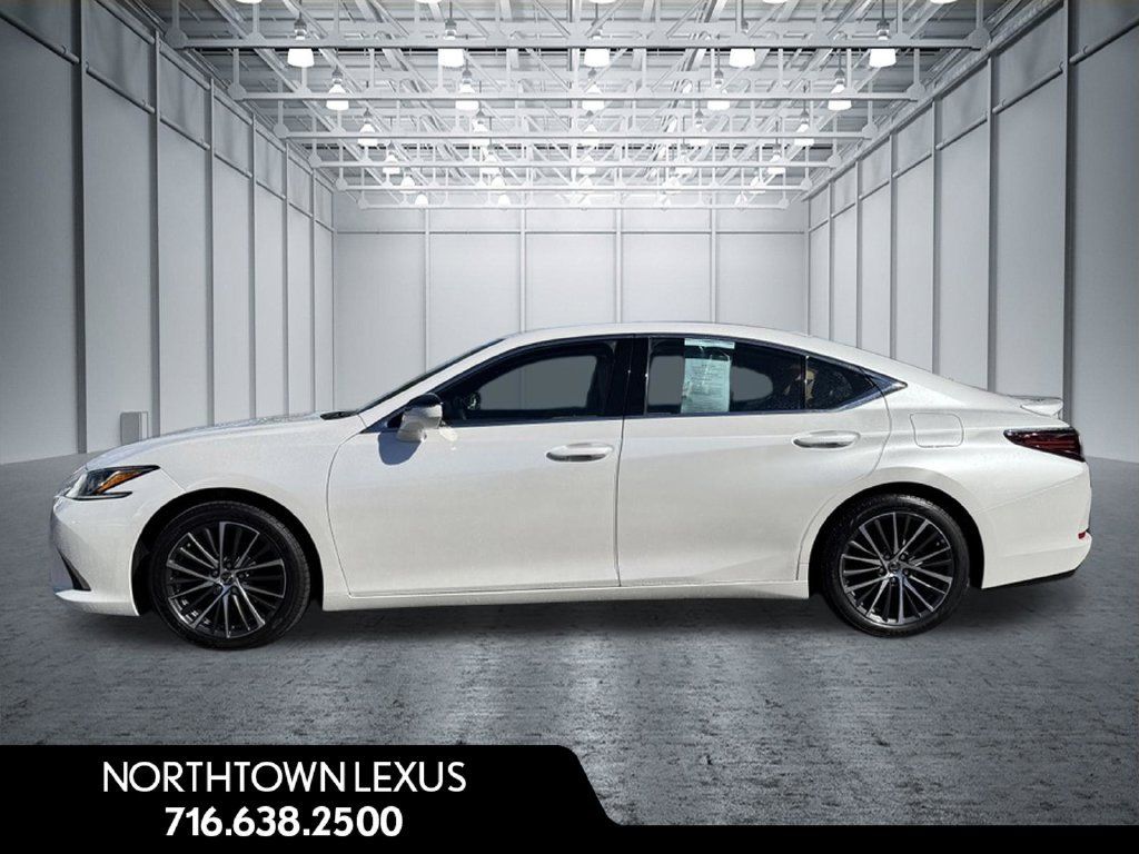 Used 2023 Lexus ES 350 w/ Premium Package FWD image 3