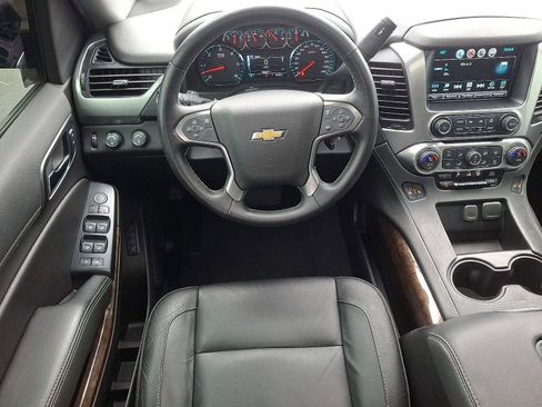 Used 2020 Chevrolet Tahoe LT w/ RST Edition image 13