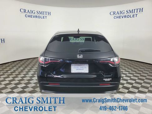 Used 2023 Honda HR-V Sport image 4