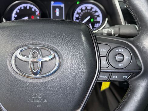Used 2024 Toyota Camry SE FWD image 27