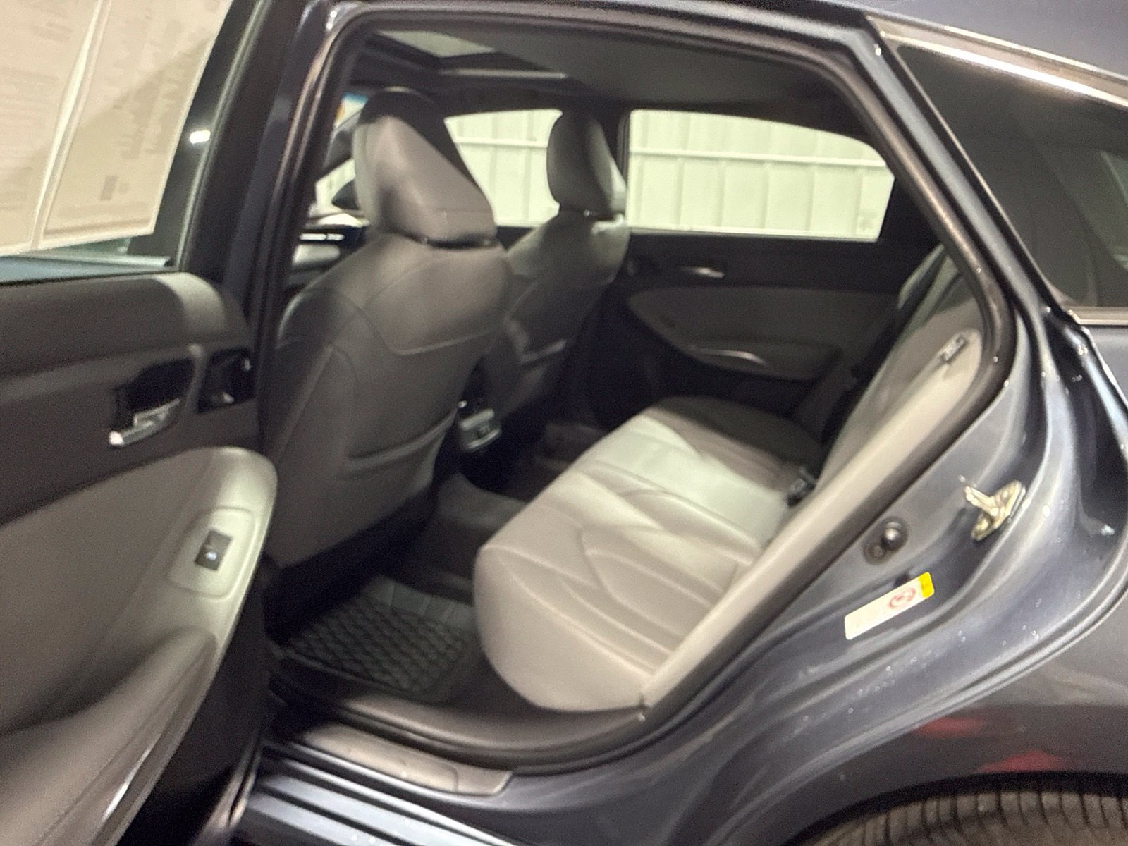 Used 2019 Toyota Avalon XLE w/ Moonroof Package FWD image 20