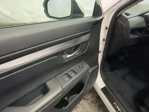 Certified 2025 Honda CR-V EX image 28