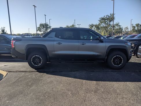 New 2026 Chevrolet Silverado EV Trail Boss w/ Premium Package image 9