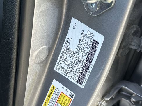 Used 2024 Honda Civic Sport image 25