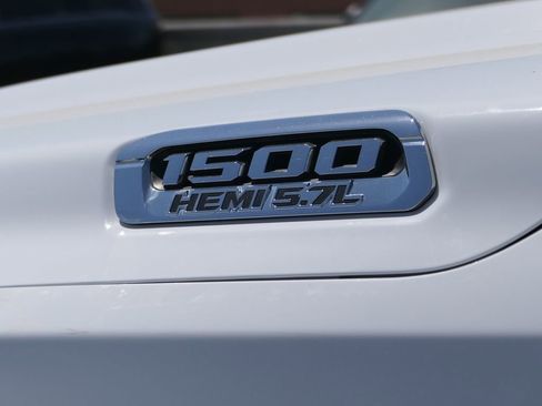 Used 2022 RAM 1500 Limited w/ Body Color Bumper Group AWD/4WD image 12