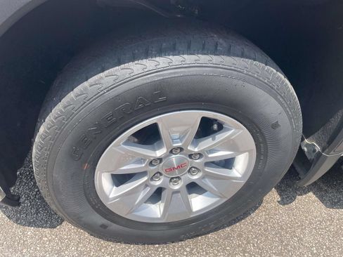 Used 2021 GMC Sierra 1500 SLE RWD image 3