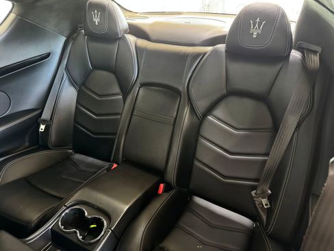 Used 2014 Maserati GranTurismo Sport image 25