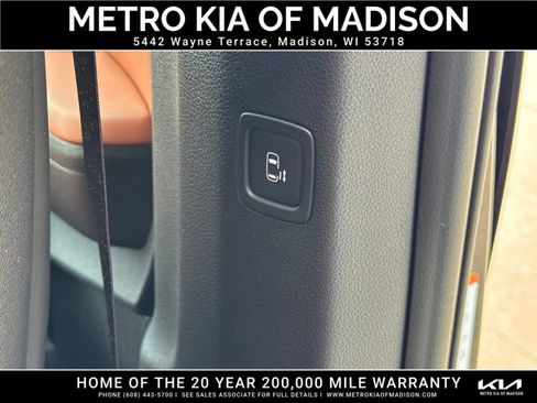 Used 2026 Kia Carnival EX FWD image 49