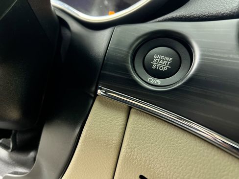 Used 2020 Jeep Grand Cherokee Limited image 22