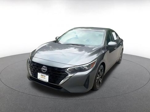 Used 2025 Nissan Sentra SV FWD image 5