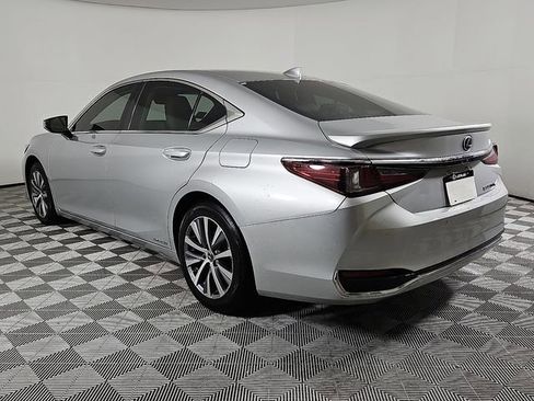 Used 2021 Lexus ES 300h w/ Premium Package image 6
