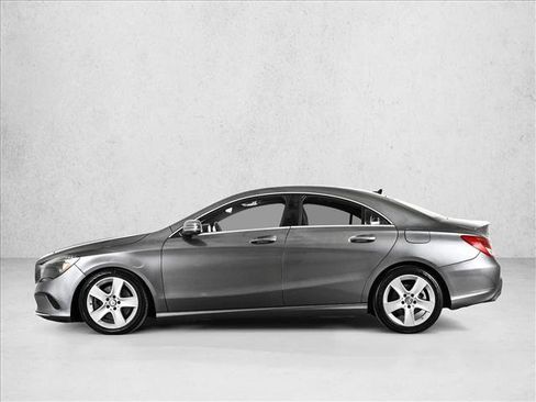 Used 2017 Mercedes-Benz CLA 250 4MATIC image 9