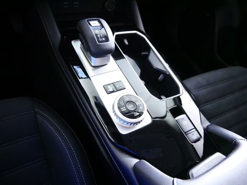 New 2026 Mitsubishi Outlander SE AWD/4WD image 6
