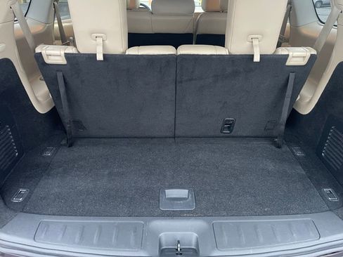 Used 2019 Nissan Pathfinder Platinum image 17