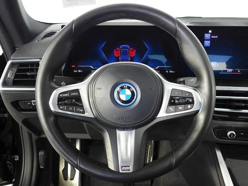 Certified 2023 BMW i4 eDrive40 w/ M Sport Package RWD image 27