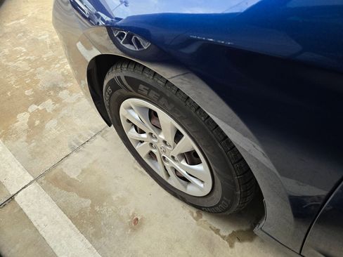 Used 2019 Hyundai Elantra SE image 9