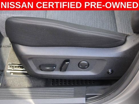 Certified 2023 Nissan Rogue SV image 17
