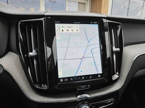 Certified 2025 Volvo XC60 B5 Plus AWD/4WD image 29