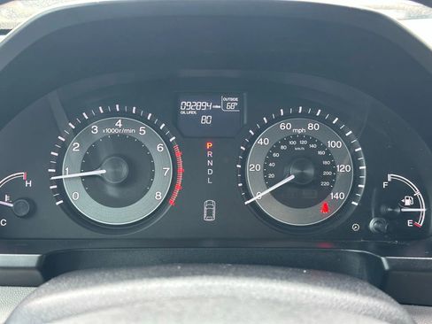 Used 2016 Honda Odyssey SE image 16