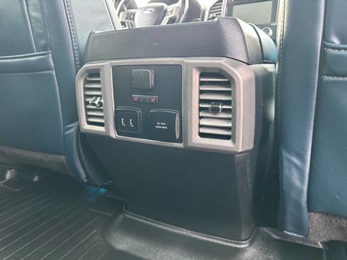 Used 2018 Ford F150 Limited image 34