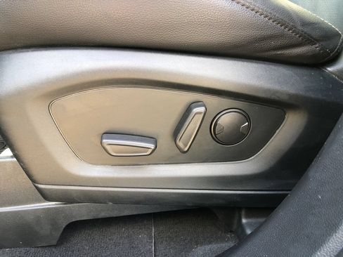 Used 2022 Ford Explorer ST w/ Equipment Group 401A AWD/4WD image 24
