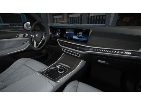 Used 2026 BMW X5 sDrive40i w/ Premium Package RWD image 14