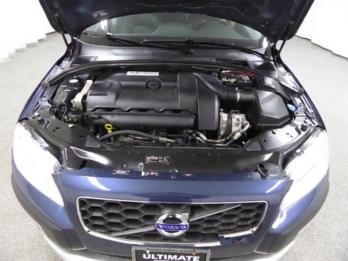Used 2015 Volvo XC70 T6 image 33