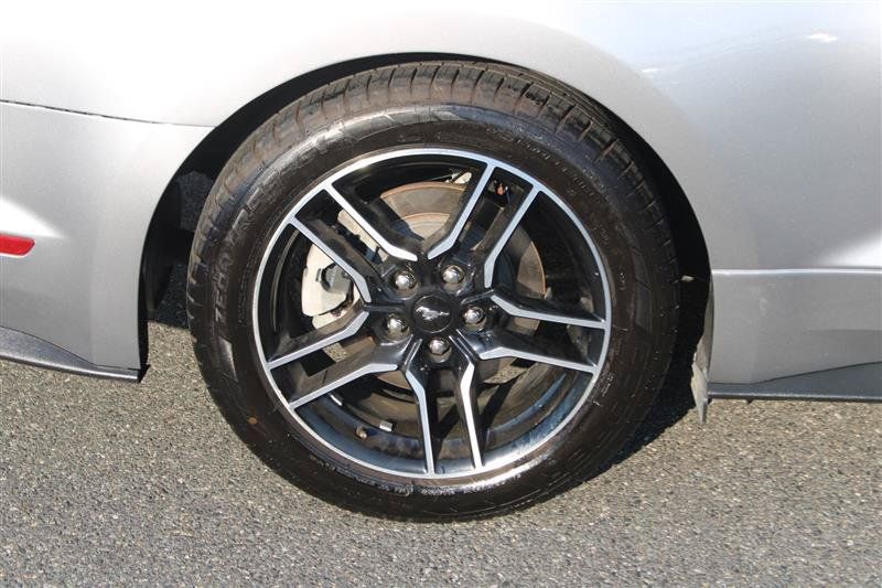 Used 2021 Ford Mustang Premium RWD image 9