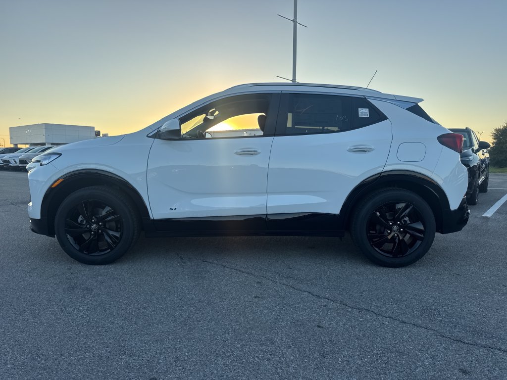 New 2026 Buick Encore GX Sport Touring w/ Comfort Package FWD image 3