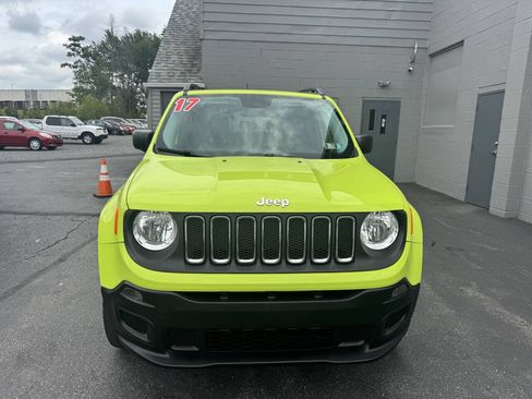 Used 2017 Jeep Renegade Sport w/ Power & Air Group AWD/4WD image 2