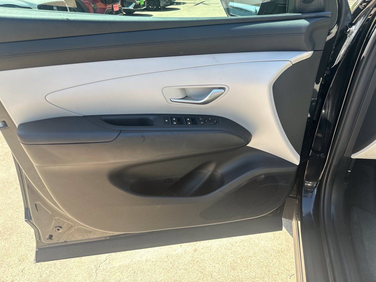 Used 2025 Hyundai Tucson SE FWD image 10