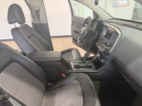 Used 2016 Chevrolet Colorado Z71 AWD/4WD image 15