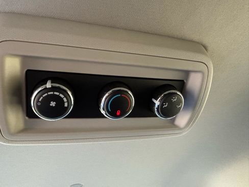 Used 2014 Dodge Grand Caravan SE w/ Quick Order Package 29E SE FWD image 22