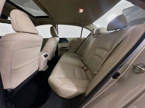 Used 2015 Honda Accord EX-L image 26