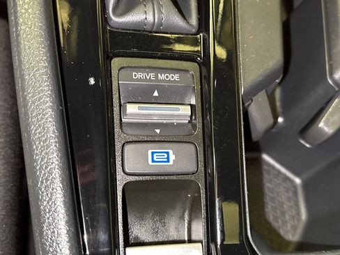 Used 2024 Honda Accord EX-L image 29