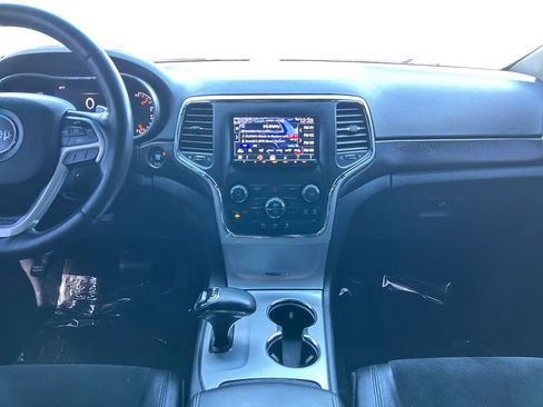 Used 2015 Jeep Grand Cherokee Altitude image 12