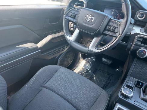 Used 2025 Toyota 4Runner SR5 RWD image 39