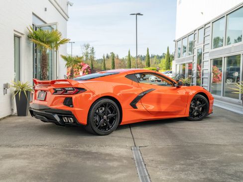 Used 2021 Chevrolet Corvette Stingray Premium Cpe w/ Z51 Performance Package image 7