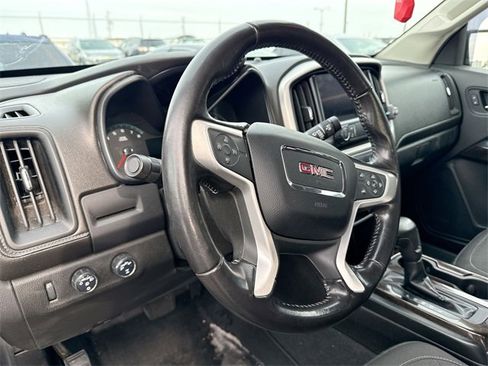 Used 2019 GMC Canyon SLE image 6