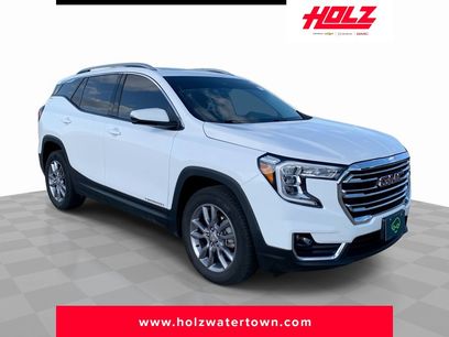 Used 2022 GMC Terrain SLT w/ Infotainment Package II