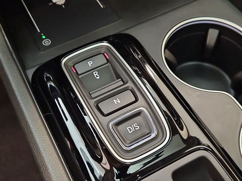 Used 2025 Honda Pilot Elite image 10