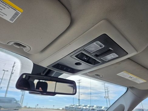 Used 2017 RAM 3500 Big Horn image 19